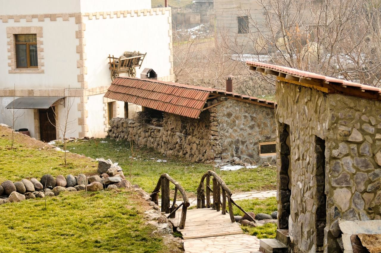 Отели типа «постель и завтрак» B&B Armenia Hatsekats Oshakan-15