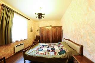 Отели типа «постель и завтрак» B&B Armenia Hatsekats Oshakan Двухместный номер с 1 кроватью и общей ванной комнатой-3